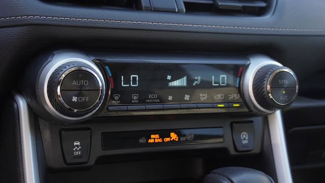 Used 2024 Toyota RAV4 XLE image 23