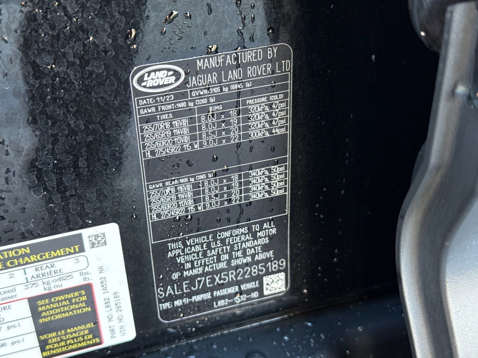 Used 2024 Land Rover Defender 110 S image 33