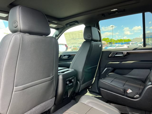 New 2026 Chevrolet Tahoe High Country w/ Sun And Tow Package AWD/4WD image 43