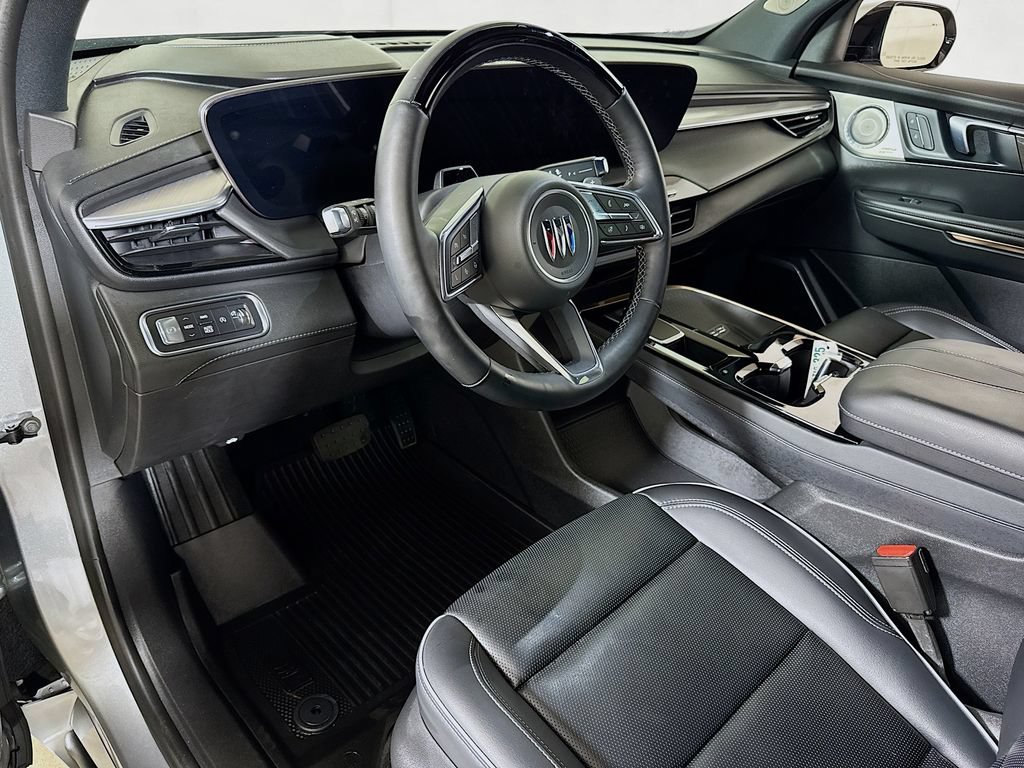 Certified 2025 Buick Enclave Avenir w/ Super Cruise Package AWD/4WD image 7