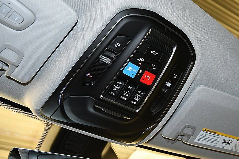 Used 2023 Jeep Grand Cherokee 4WD 4xe w/ Luxury Tech Group II image 24