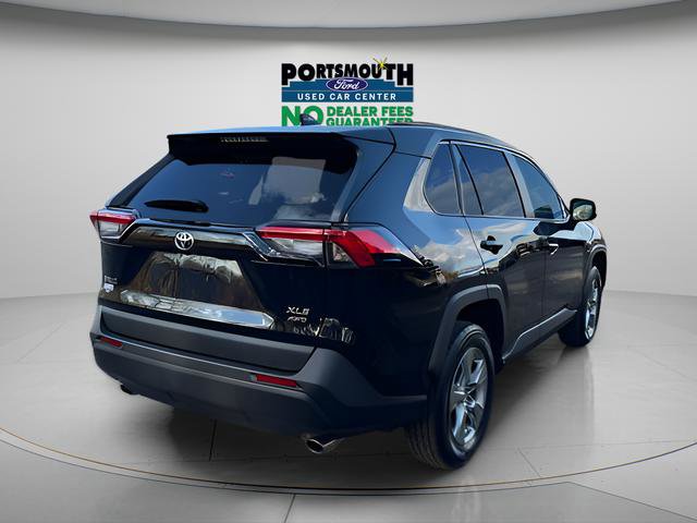 Used 2024 Toyota RAV4 XLE AWD/4WD image 28