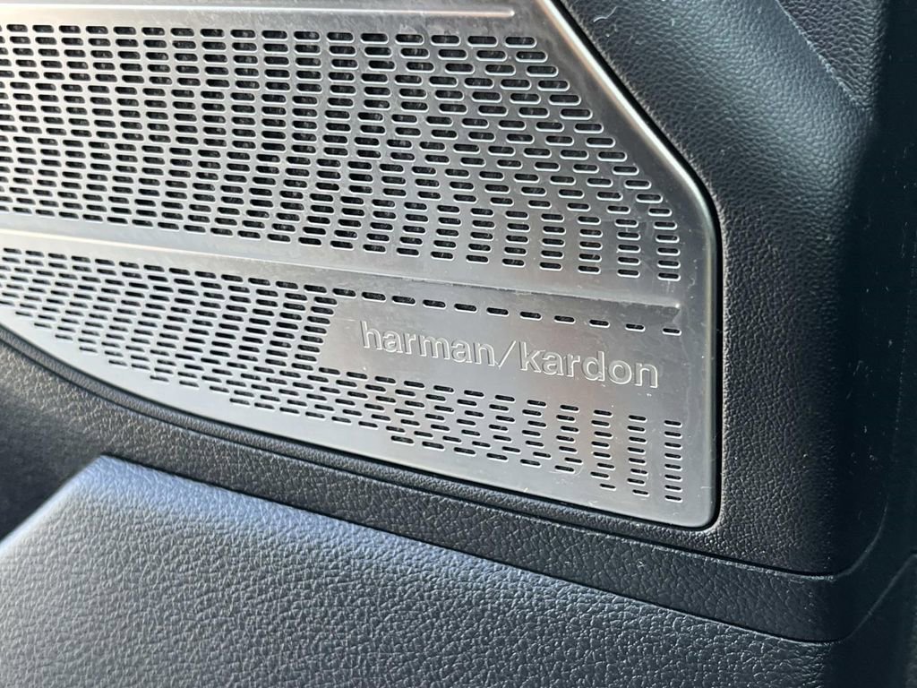 Used 2024 Hyundai Palisade Calligraphy image 21