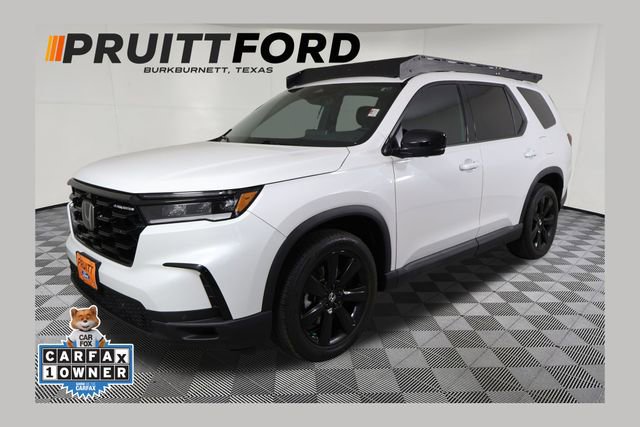 Used 2025 Honda Pilot Black Edition image 1