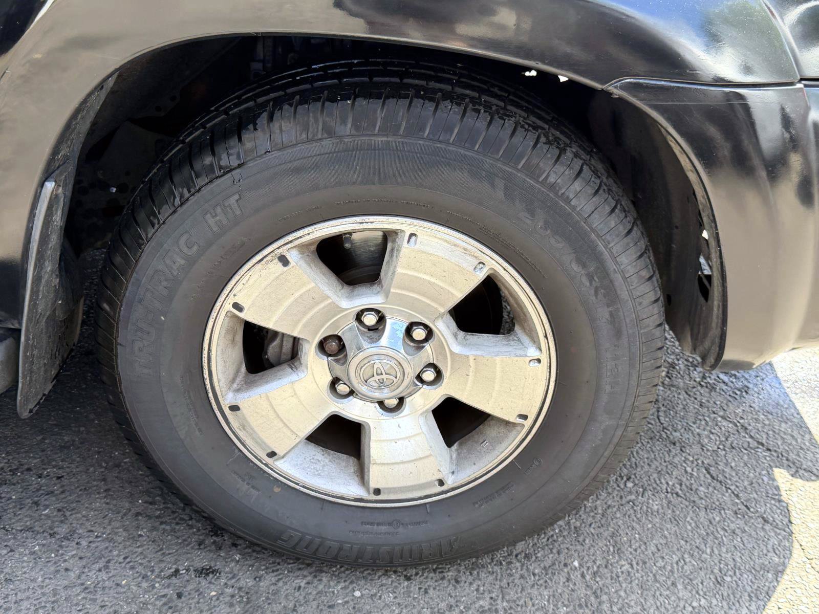 Used 2007 Toyota 4Runner SR5 AWD/4WD image 7