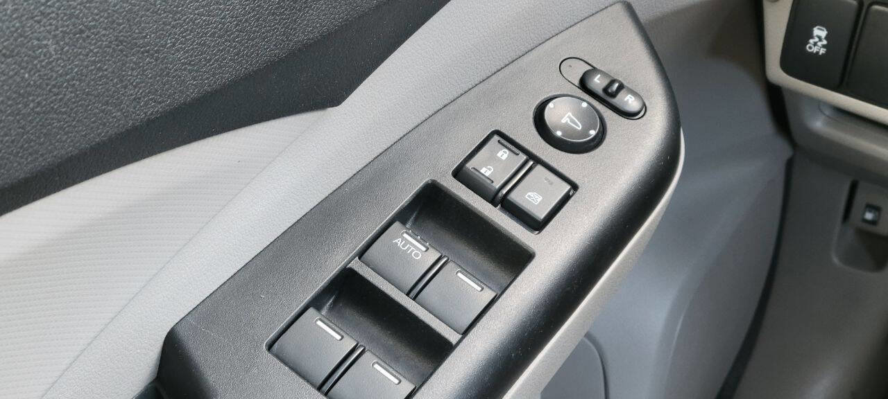 Used 2014 Honda CR-V LX image 33