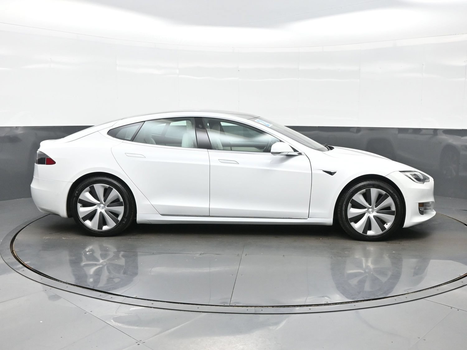 Used 2021 Tesla Model S Long Range AWD/4WD image 10