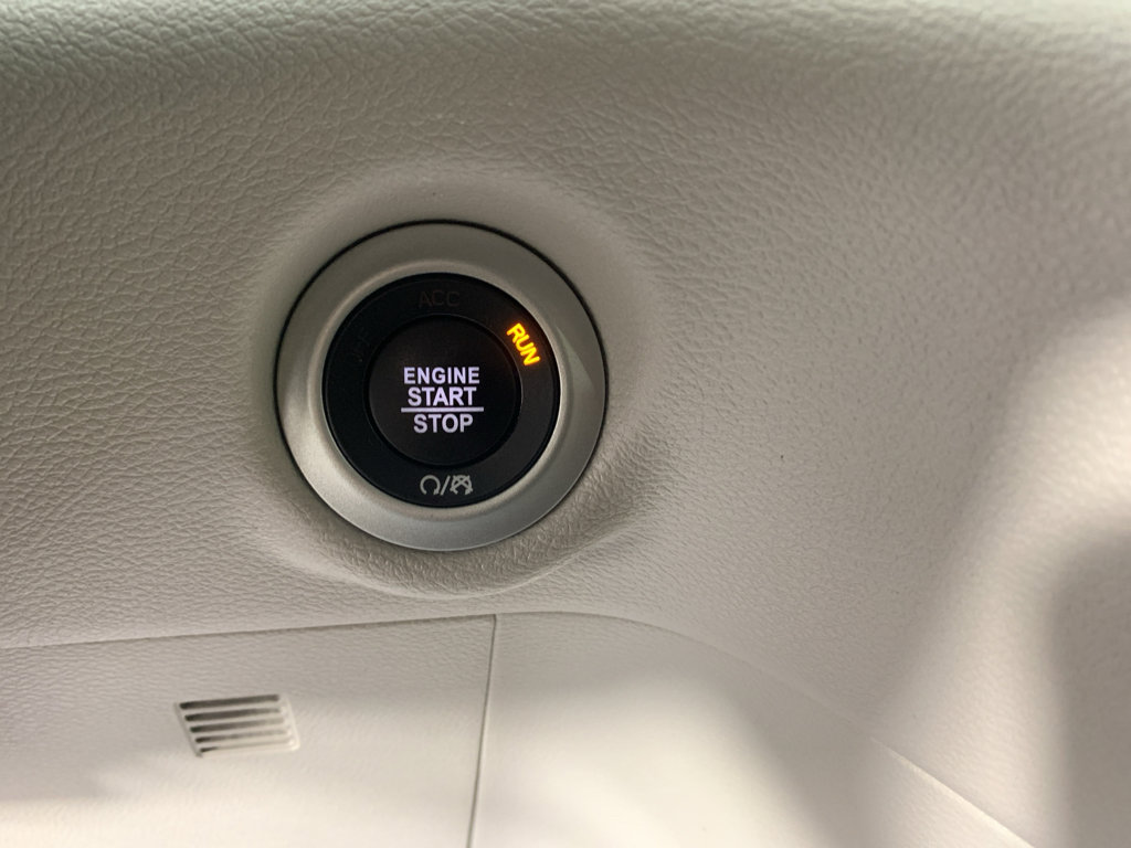 Used 2023 Chrysler Voyager LX FWD image 18
