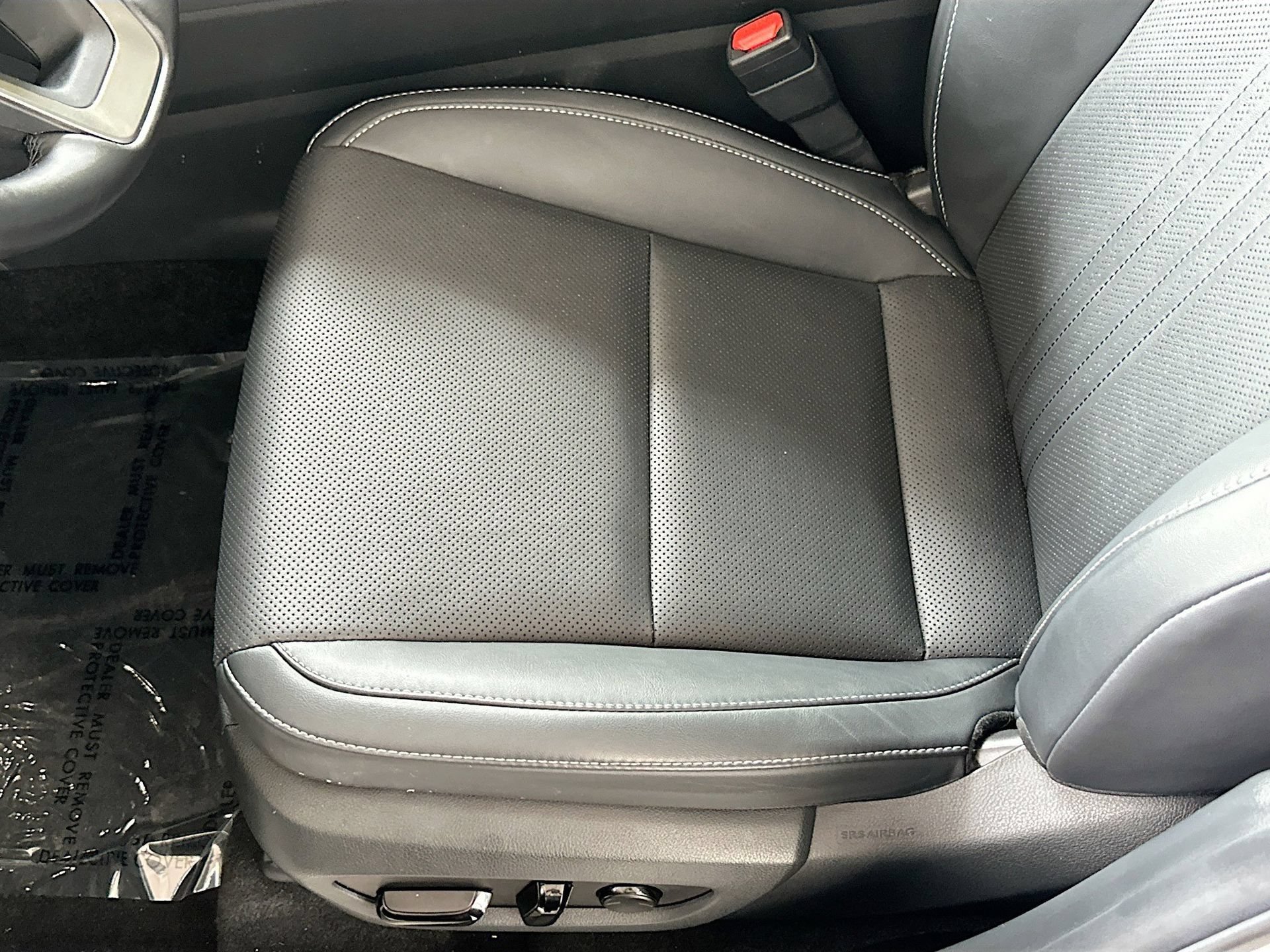 Used 2025 Lexus NX 250 FWD w/ Accessory Package (K3) image 18