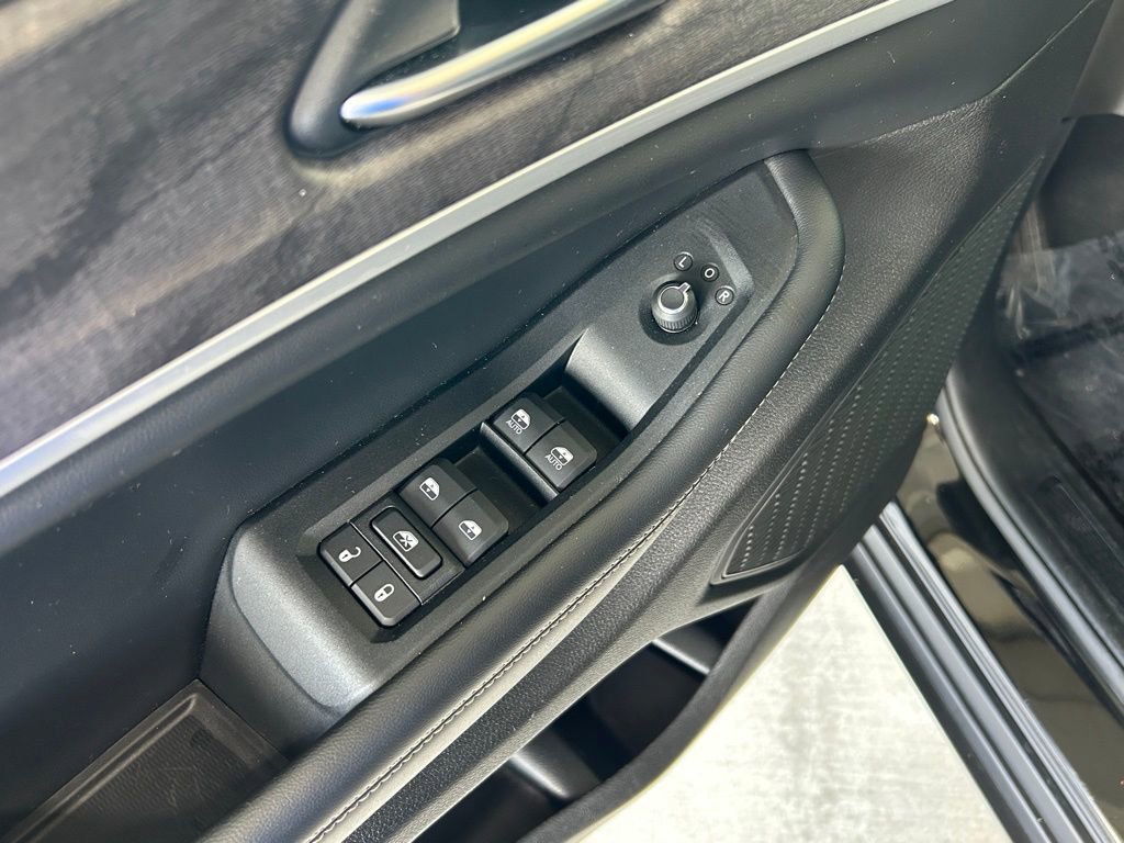 Used 2023 Jeep Grand Cherokee L Limited image 45