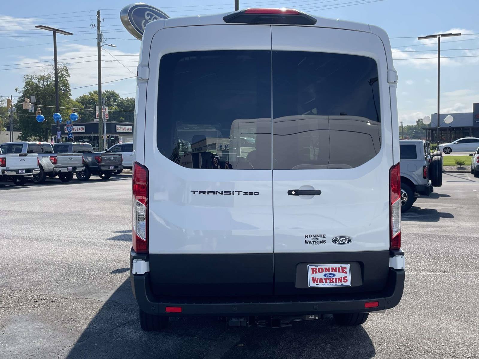 New 2026 Ford Transit 250 148 Medium Roof w/ Load Area Protection Package RWD image 2