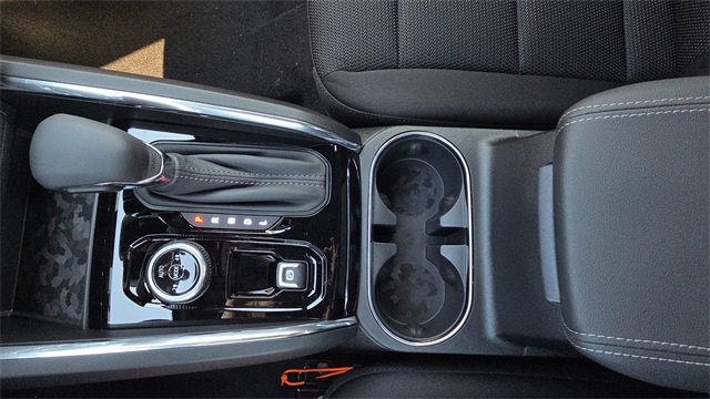 New 2026 GMC Canyon Elevation w/ Convenience Package image 33