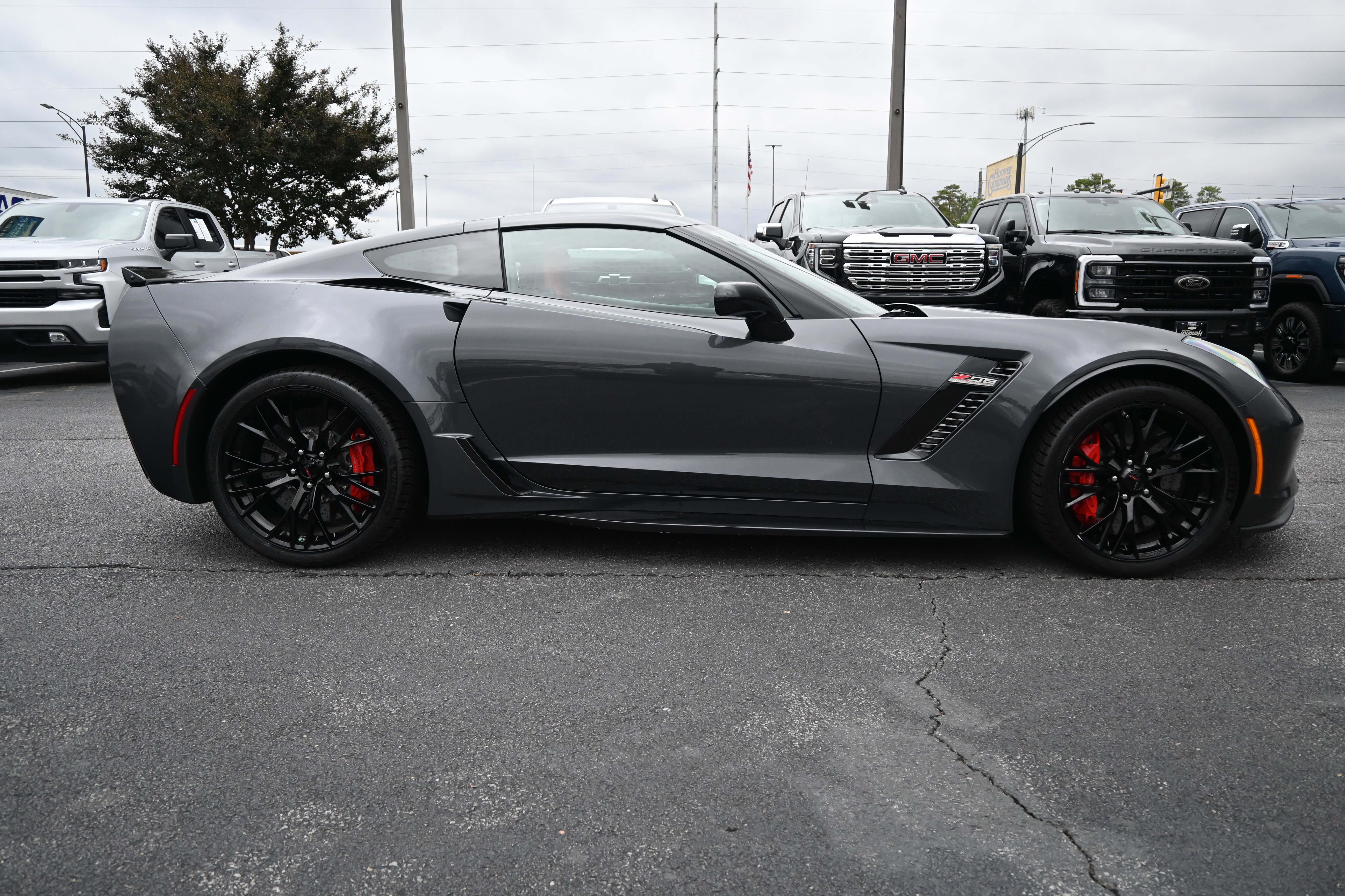 Used 2017 Chevrolet Corvette Z06 image 11