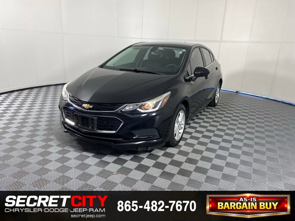 Used 2018 Chevrolet Cruze LT w/ Convenience Package FWD image 3