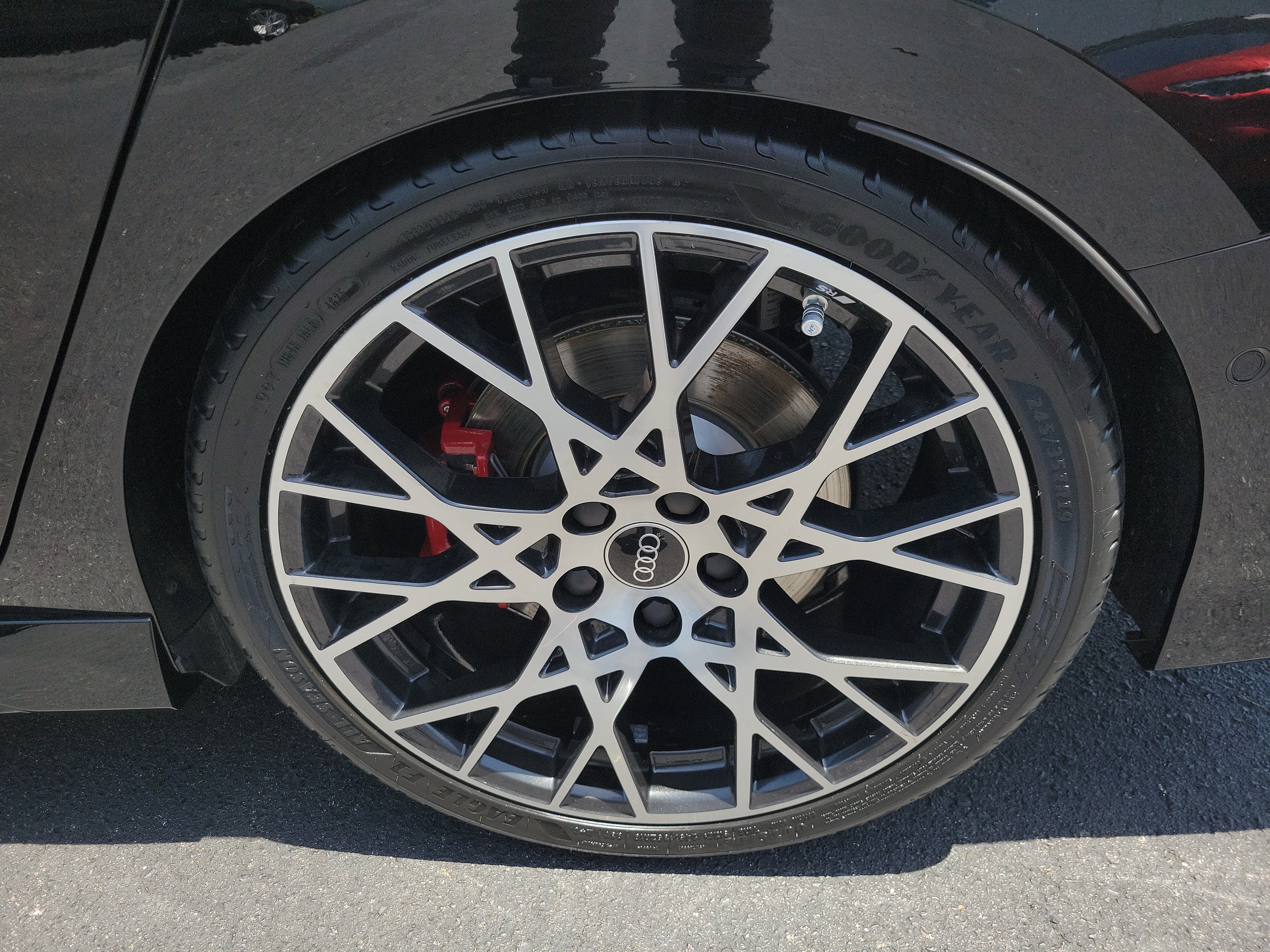 Used 2025 Audi RS 3 AWD/4WD image 38