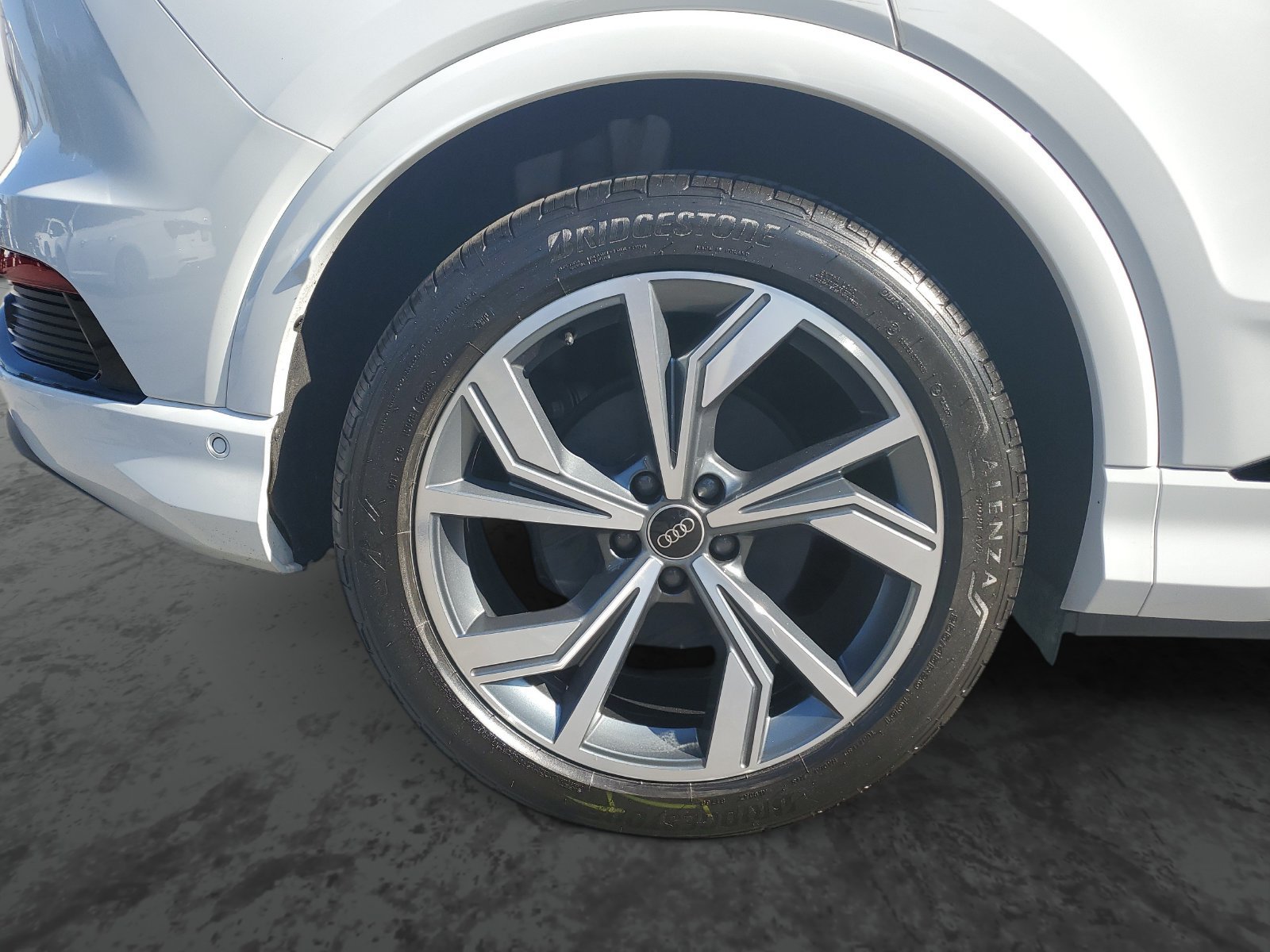 Used 2024 Audi Q4 e-tron Premium Plus w/ Premium Plus AWD/4WD image 5