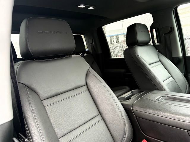 Used 2020 GMC Sierra 3500 Denali w/ Denali Ultimate Package image 29