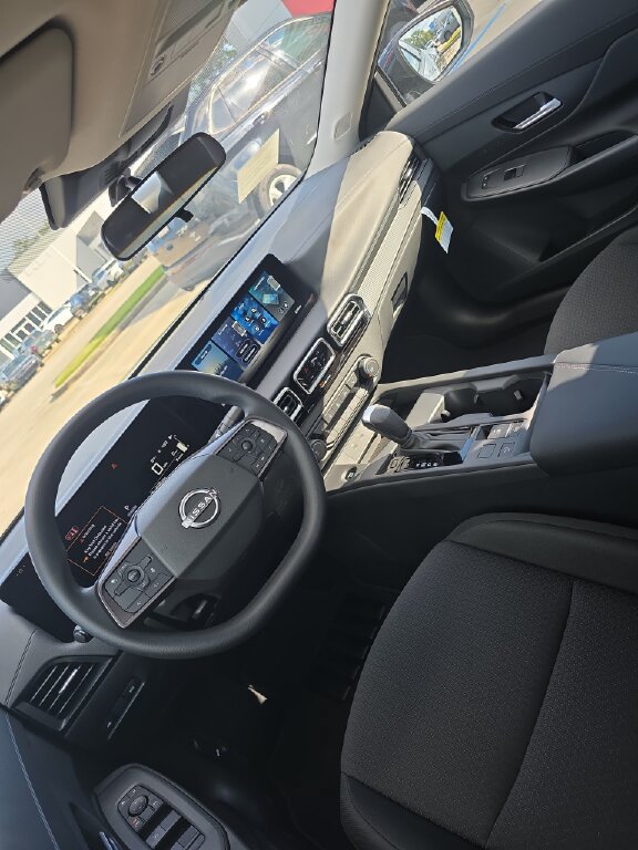 New 2027 Nissan Sentra S FWD image 4