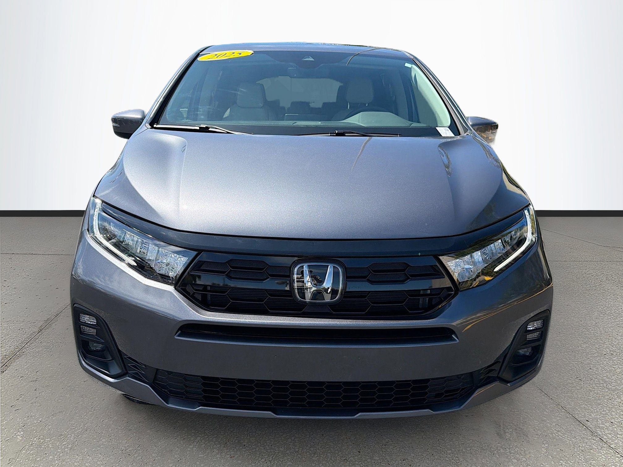 Used 2025 Honda Odyssey Touring image 9