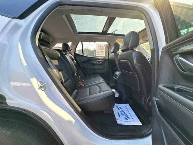 Used 2022 GMC Terrain SLT w/ Tech Package AWD/4WD image 27
