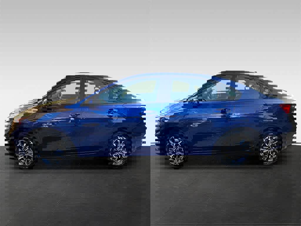 Used 2023 Kia Forte LXS image 3