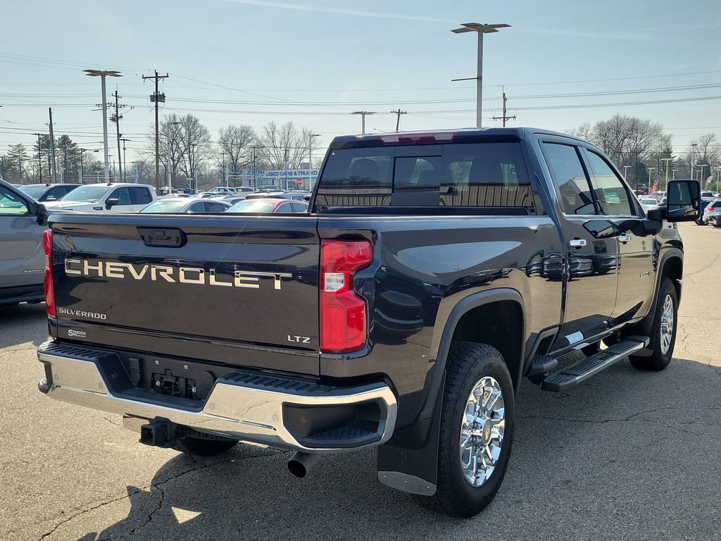 Used 2024 Chevrolet Silverado 2500 LTZ w/ LTZ Plus Package image 4