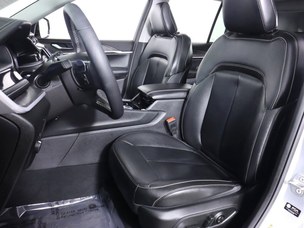 Used 2022 Jeep Grand Cherokee Limited 4xe AWD/4WD image 38