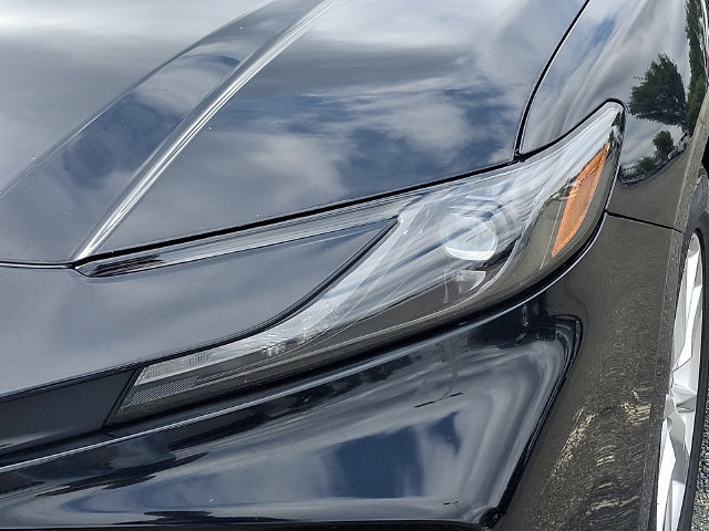Used 2025 Toyota Camry LE FWD image 9