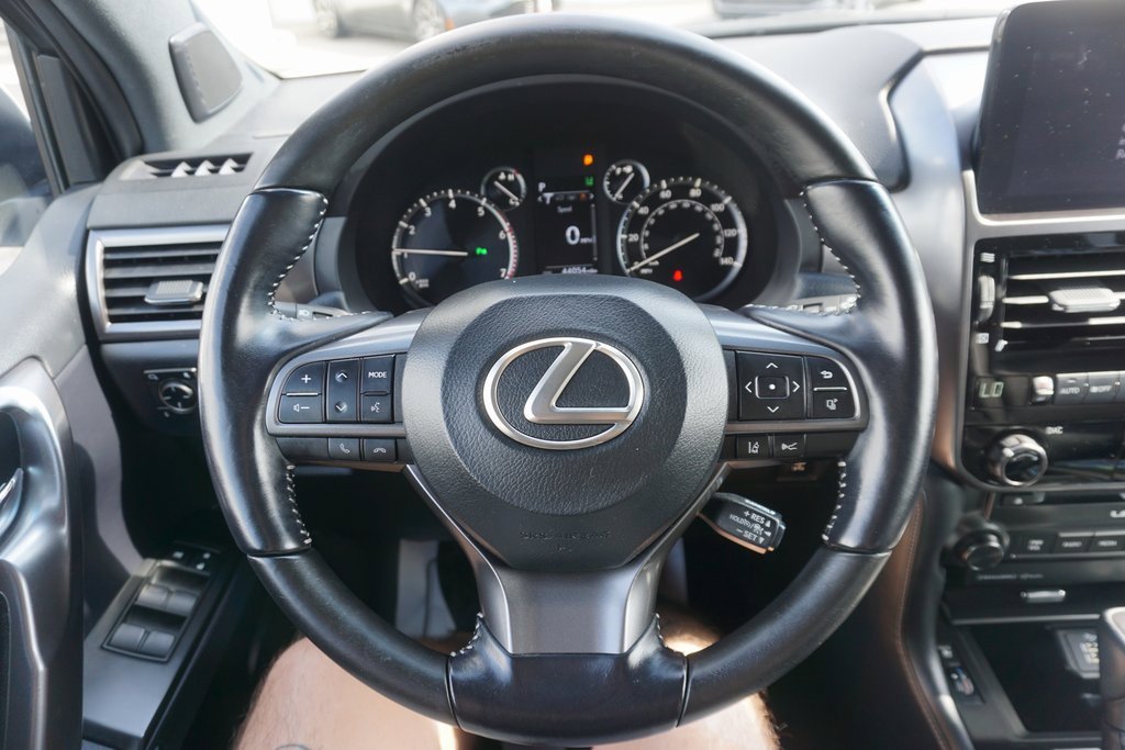 Used 2022 Lexus GX 460 w/ Black Line Special Edition image 3