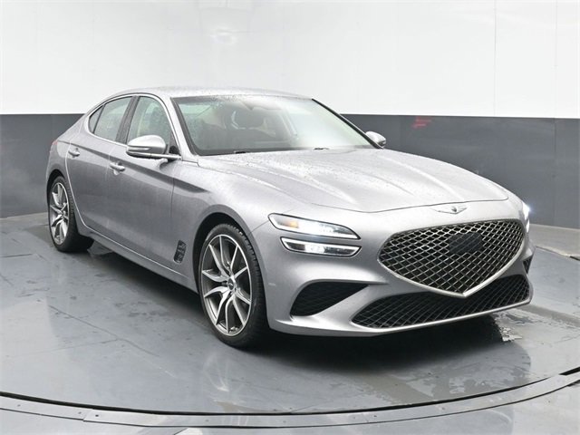 Used 2023 Genesis G70 2.0T image 2