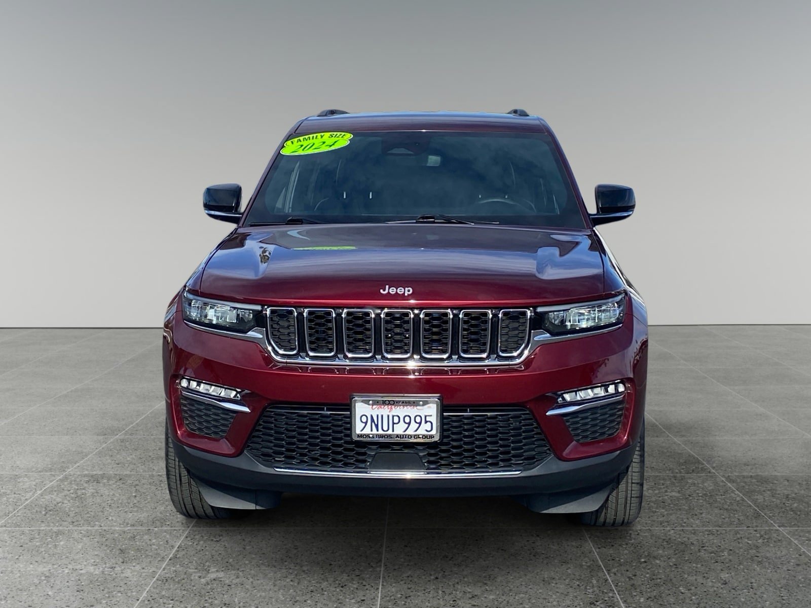 Used 2024 Jeep Grand Cherokee Limited AWD/4WD image 8