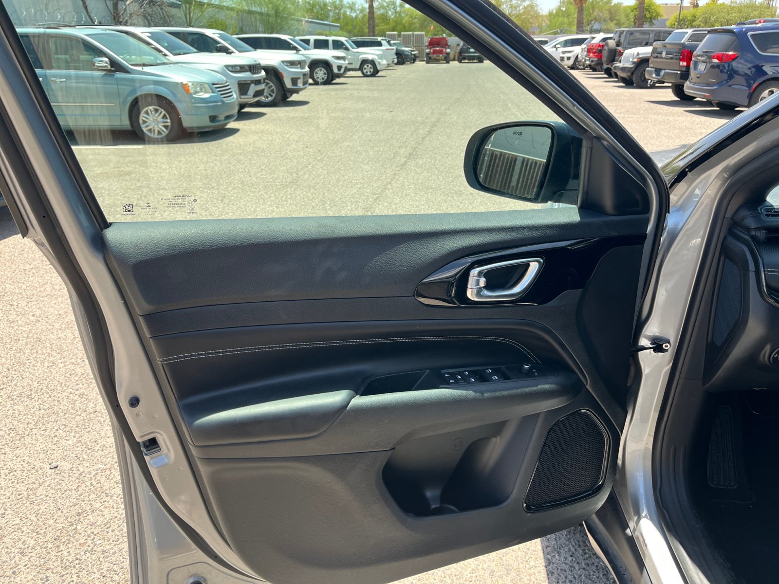 Certified 2022 Jeep Compass Latitude AWD/4WD image 15