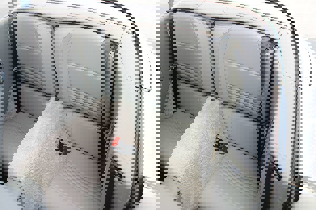 Used 2003 Porsche 911 Cabriolet image 28