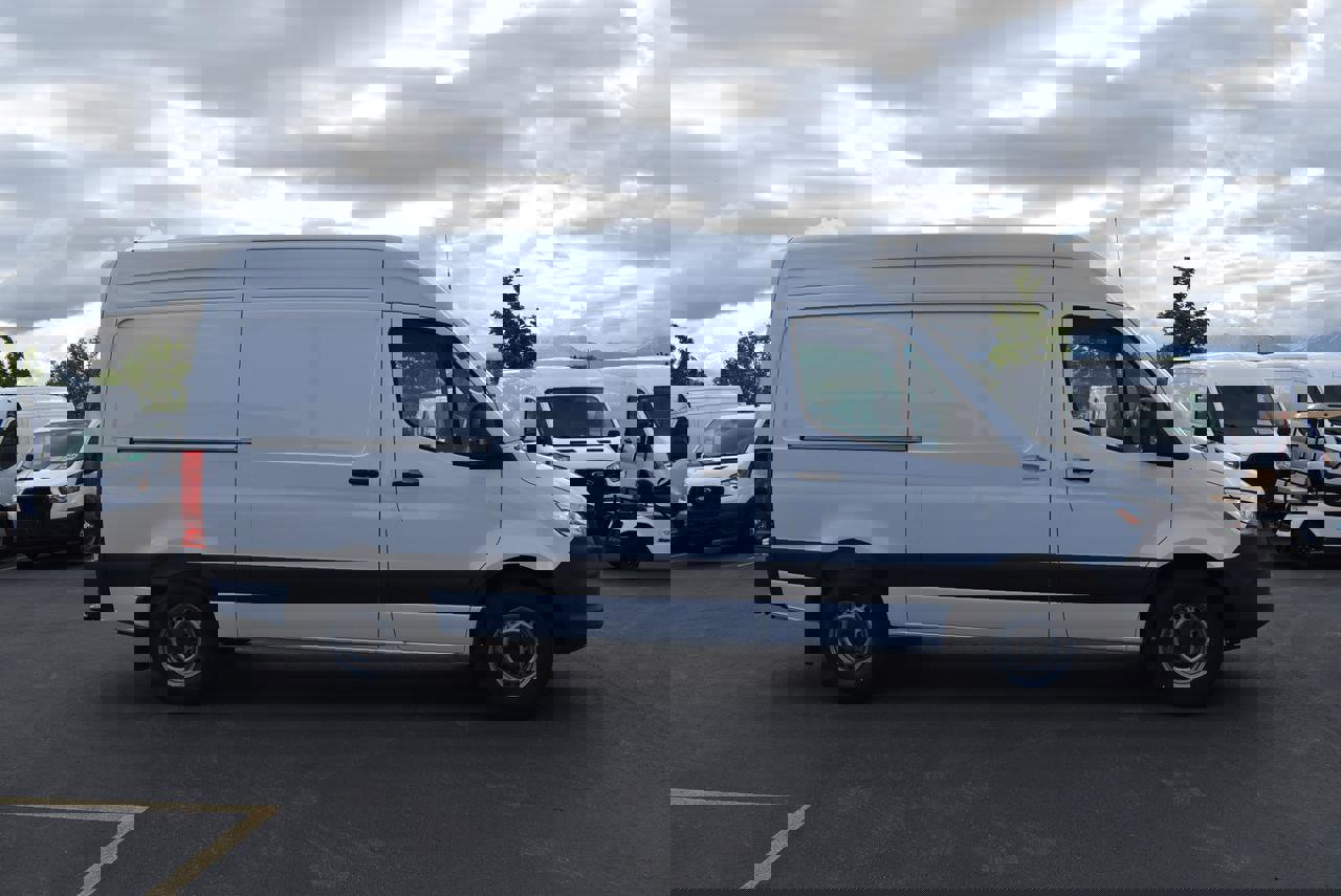 Used 2024 Mercedes-Benz Sprinter 144 Cargo image 7