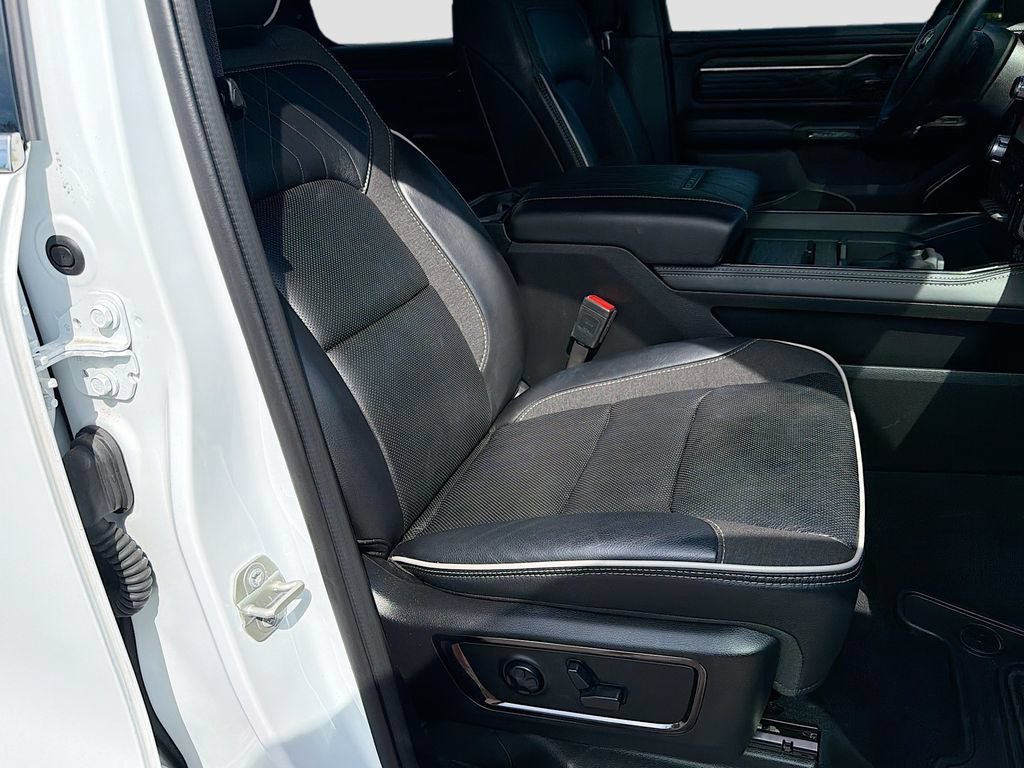 Used 2025 RAM 1500 Limited AWD/4WD image 18