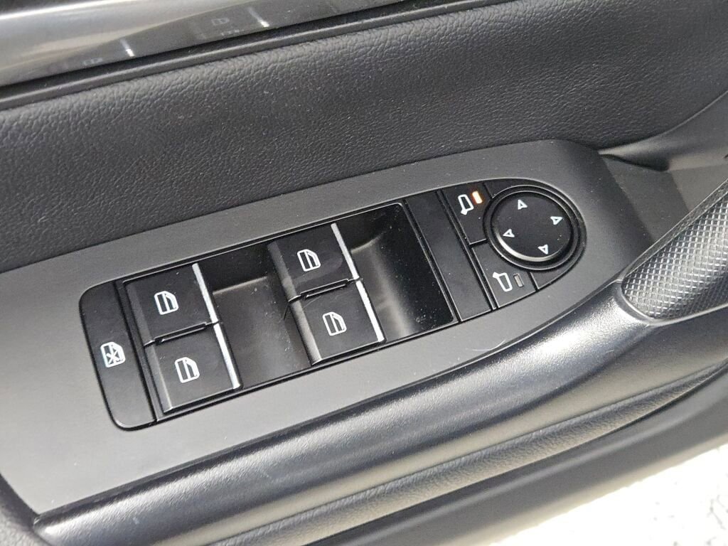 Used 2024 MAZDA CX-50 AWD 2.5 S w/ Preferred Package image 22