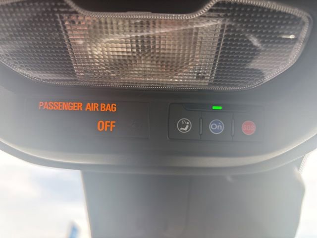 New 2026 Chevrolet Trax RS w/ Sunroof Package FWD image 33