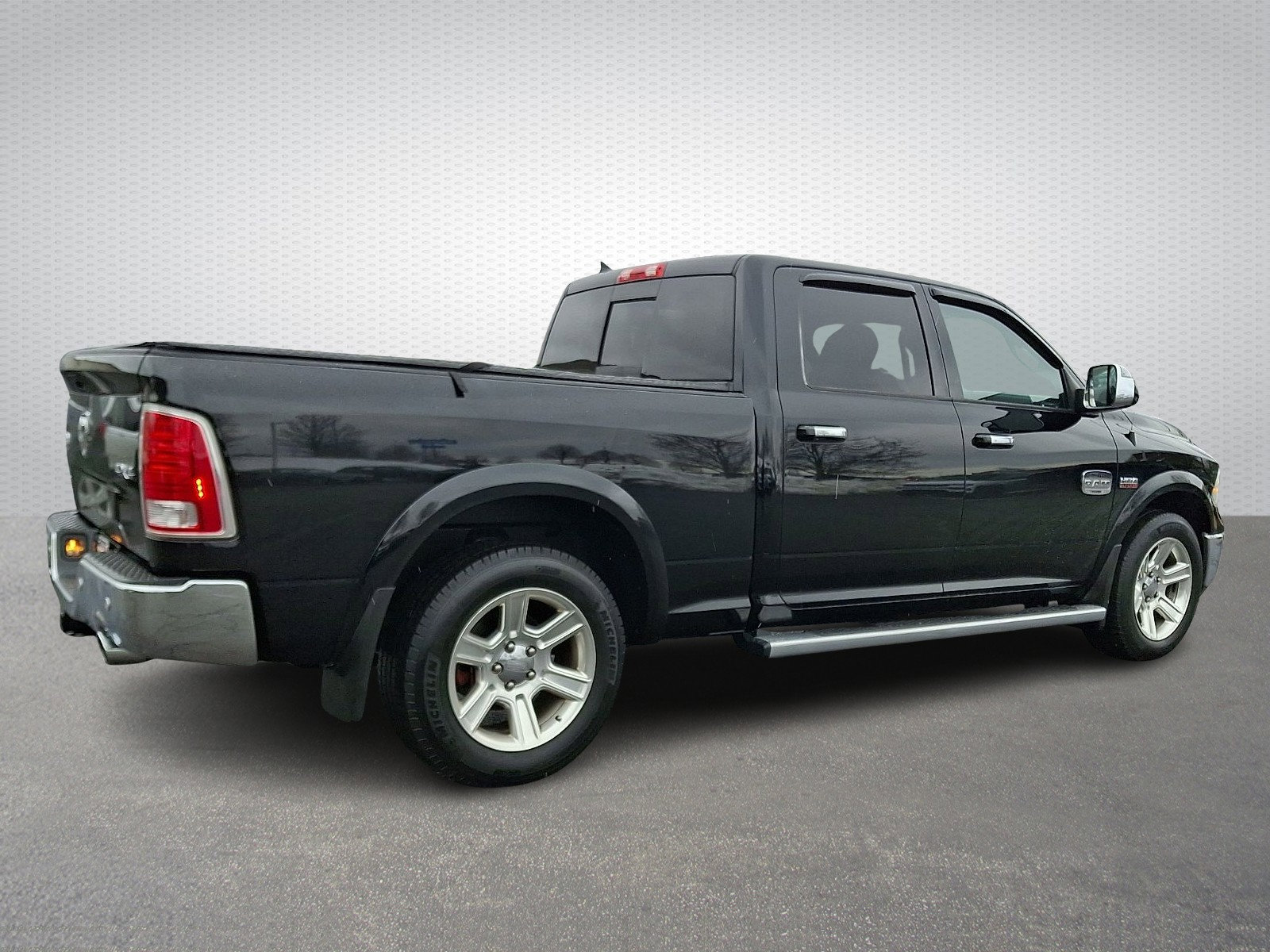 Used 2015 RAM 1500 Laramie Longhorn w/ Convenience Group image 5