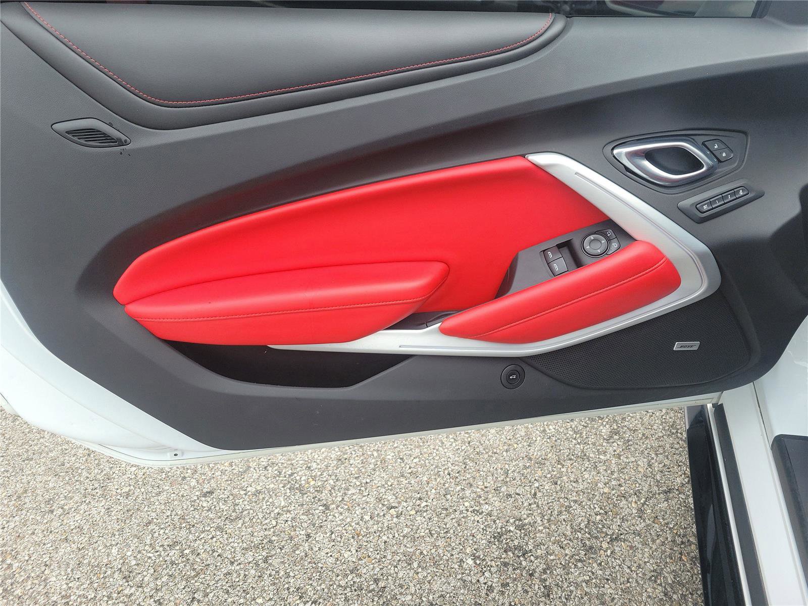 Used 2018 Chevrolet Camaro SS image 14