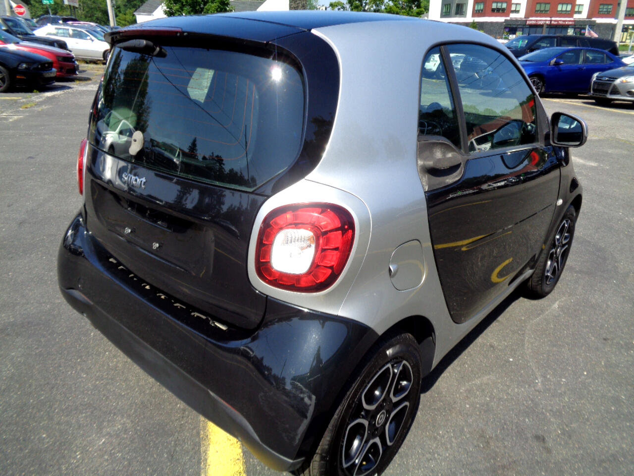 Used 2016 smart fortwo passion image 19