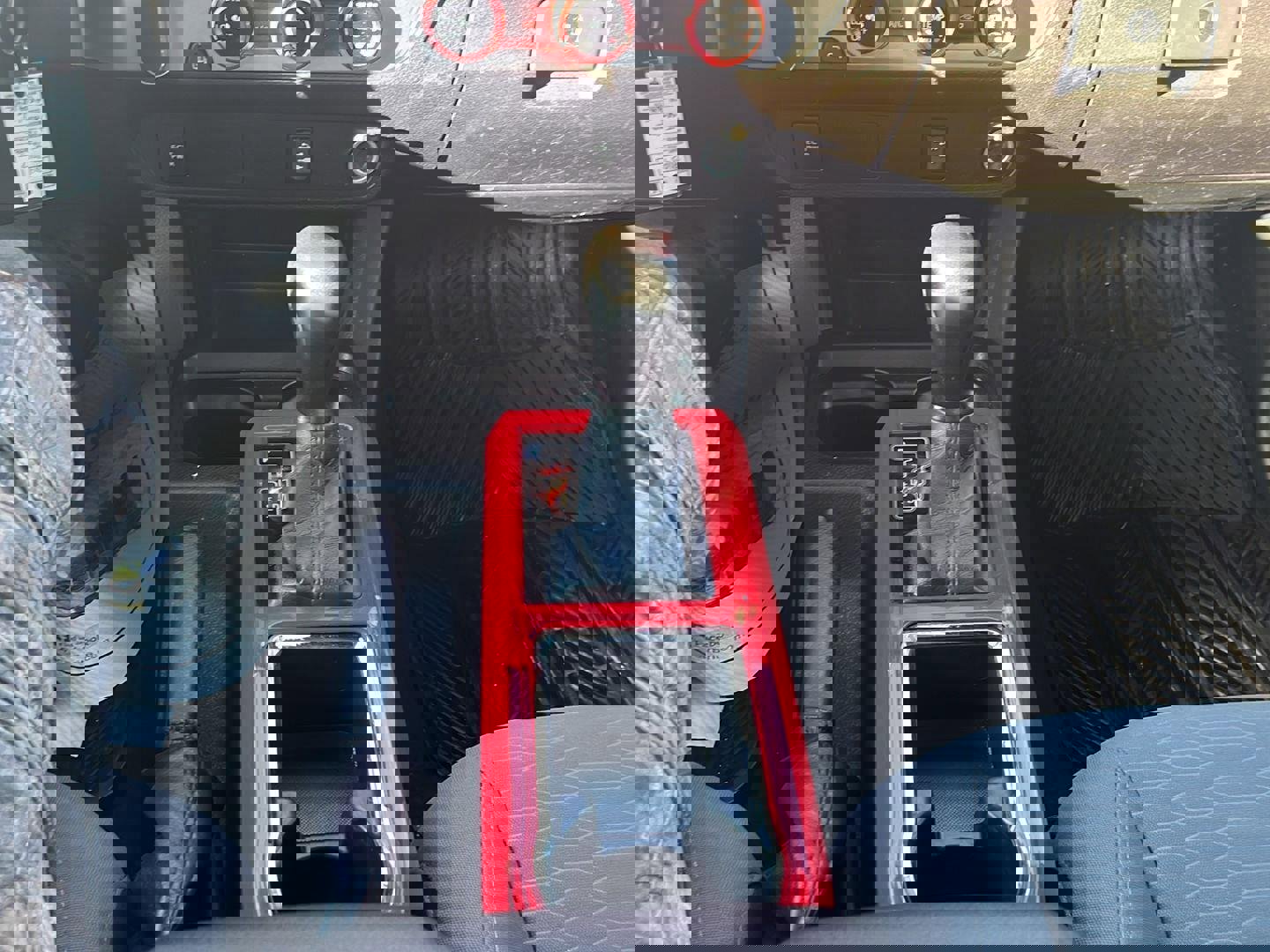 Used 2017 Toyota Tacoma SR image 20