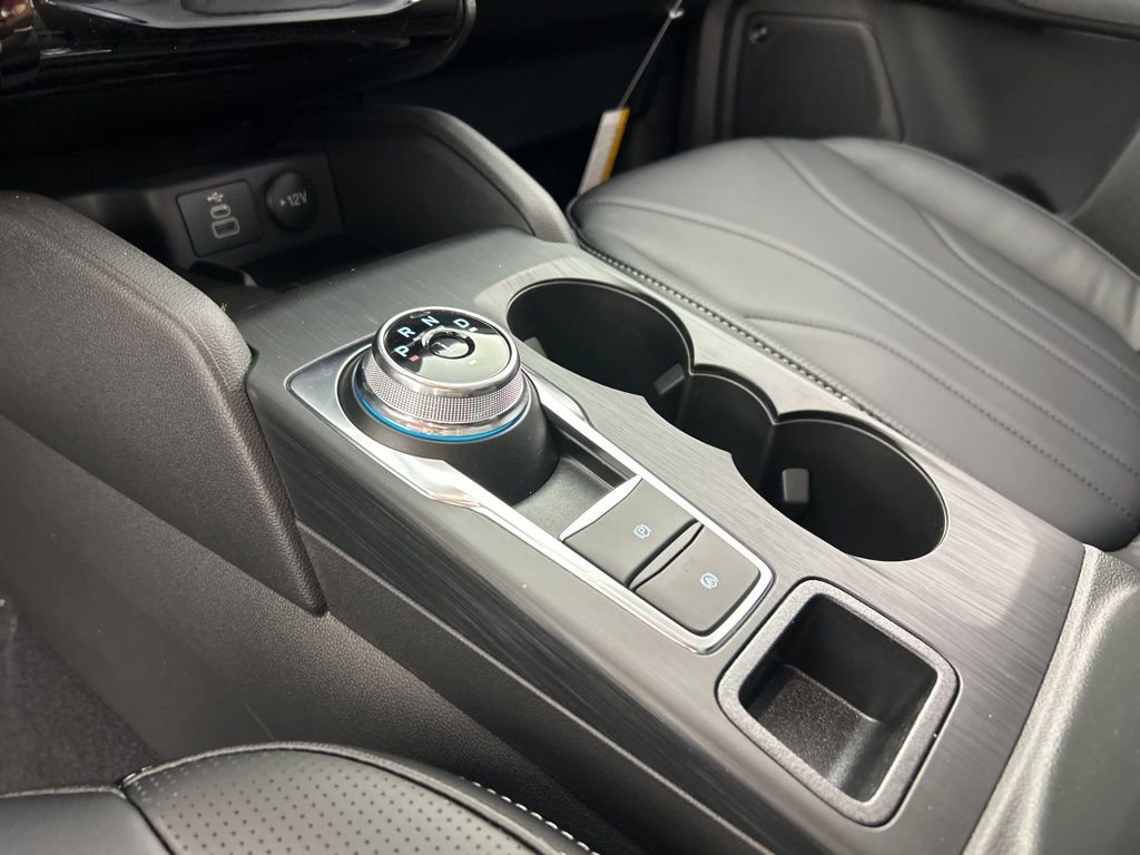 New 2026 Ford Escape Platinum image 15