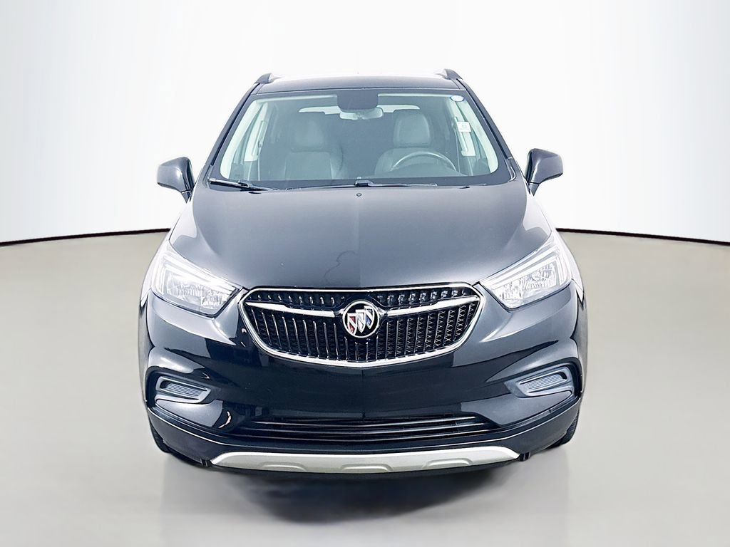 Used 2022 Buick Encore Preferred w/ Safety Package image 2