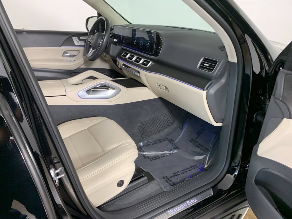 Used 2020 Mercedes-Benz GLE 350 4MATIC w/ Premium Package image 29