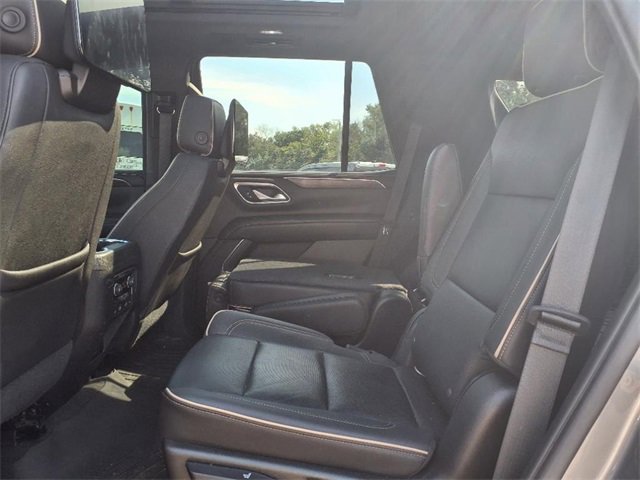 Used 2021 Chevrolet Tahoe Premier w/ Premium Package image 10