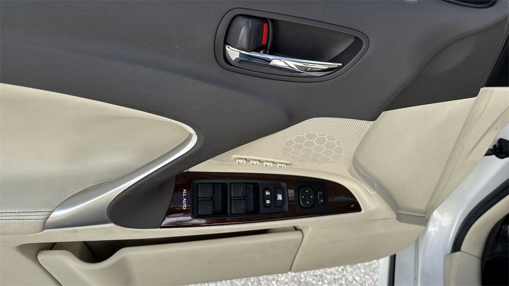 Used 2010 Lexus IS 250 AWD image 41