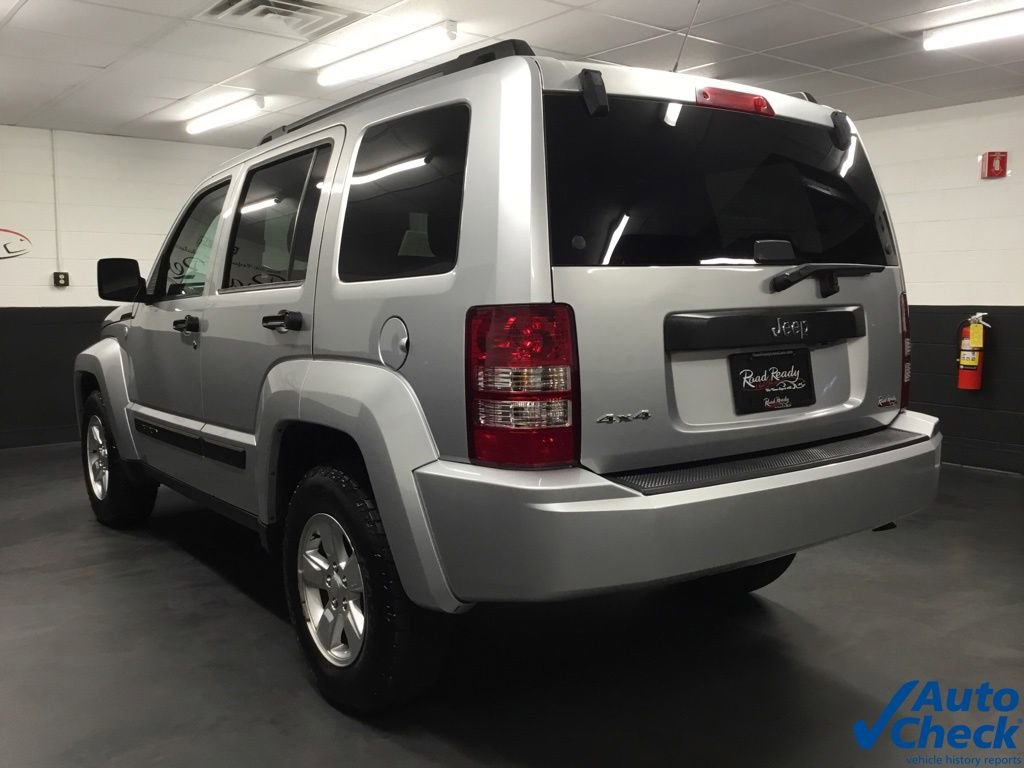 Used 2012 Jeep Liberty Sport w/ Popular Equipment Group AWD/4WD image 8