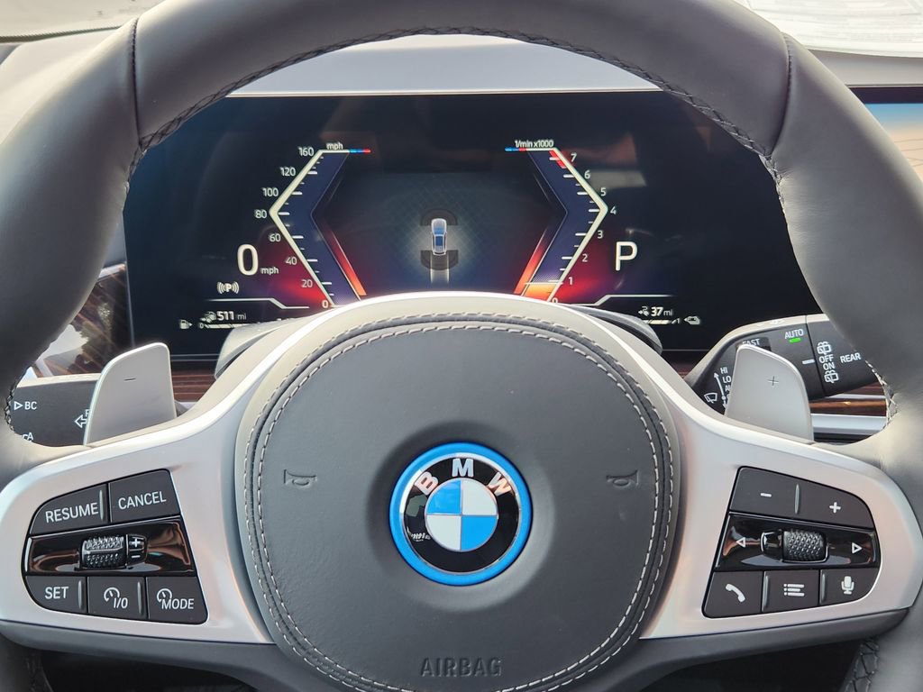 New 2026 BMW X5 xDrive50e image 12