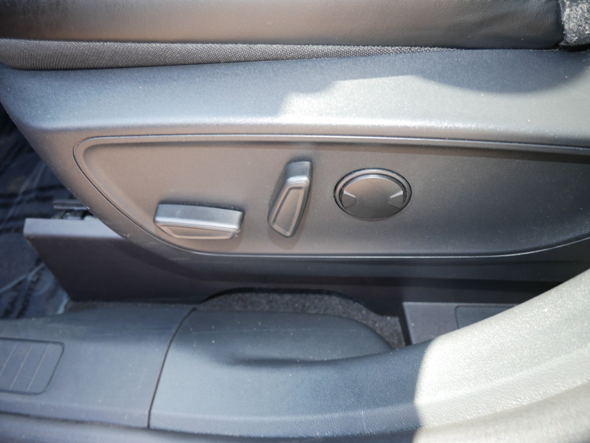 Used 2025 Ford Escape ST-Line Elite w/ Tech Pack #2 image 19