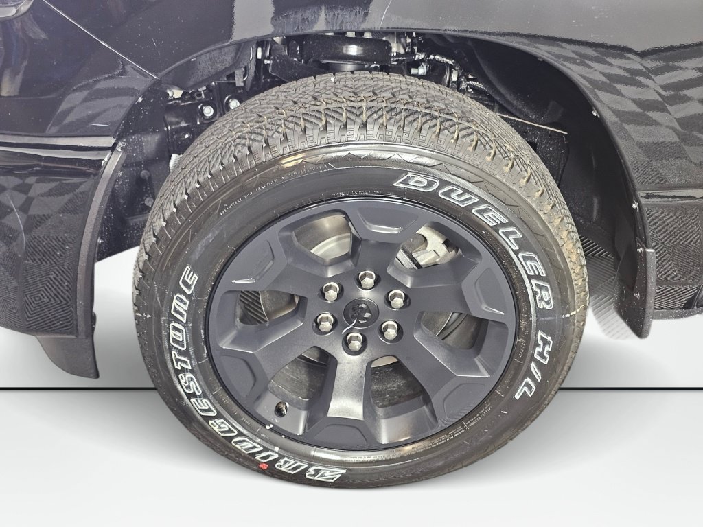 New 2026 RAM 1500 Express AWD/4WD image 11